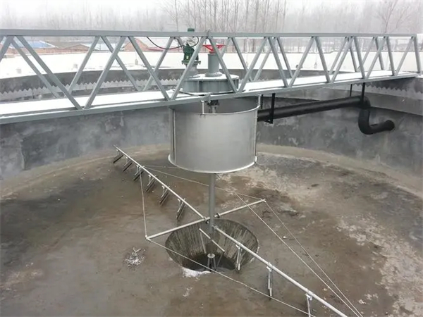 沉淀池刮泥机.jpg